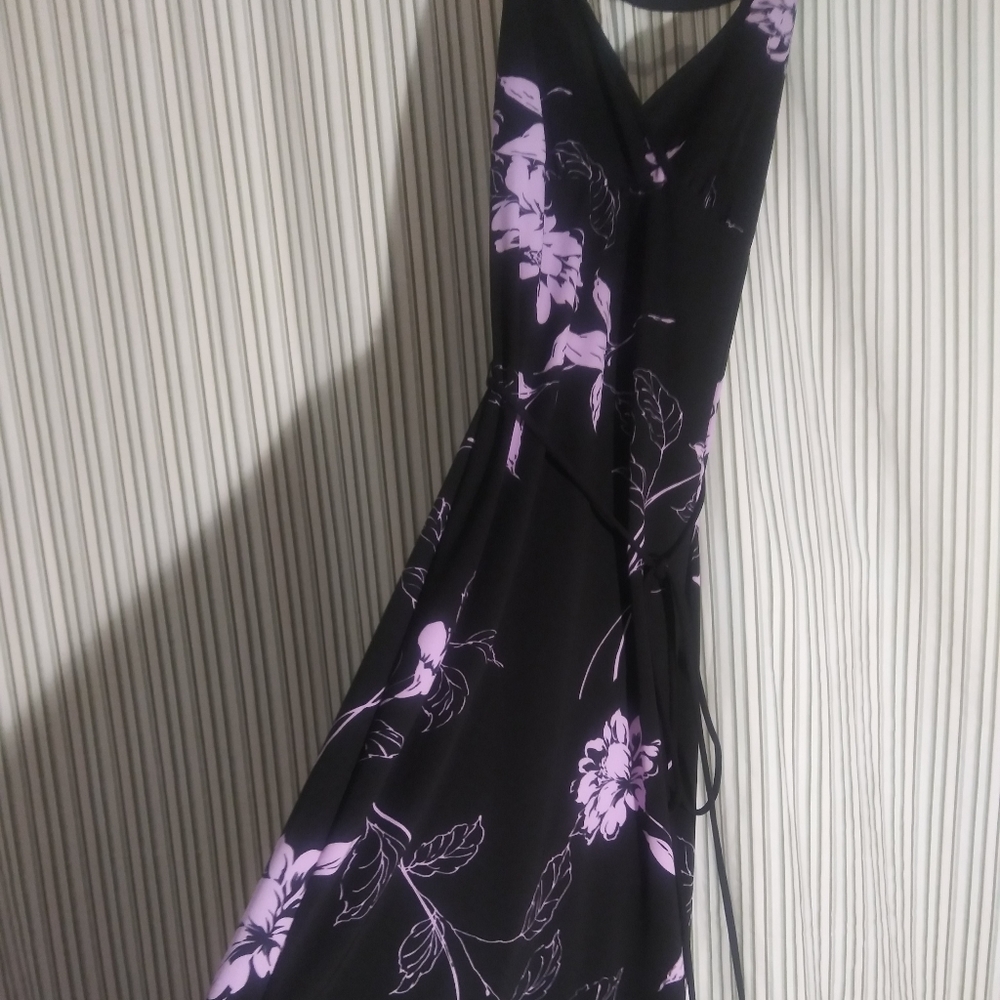 Womans Charlotte Rosse. M halter string tie dress